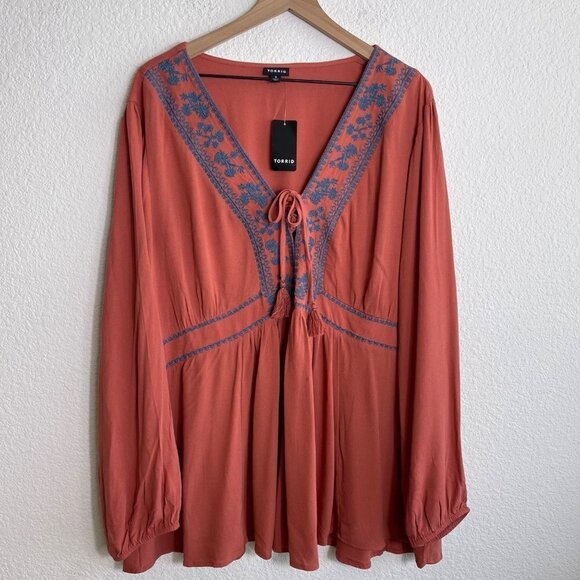 Torrid Embroidered Lace-Up Babydoll Top NWT Size 3 - Picture 4 of 8